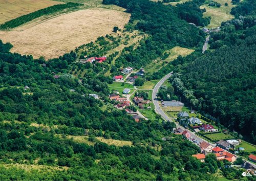 O obci Šarovy 6  