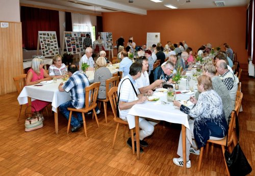 III. sraz rodáků a křest knihy Šarovy 2025  foto 15  