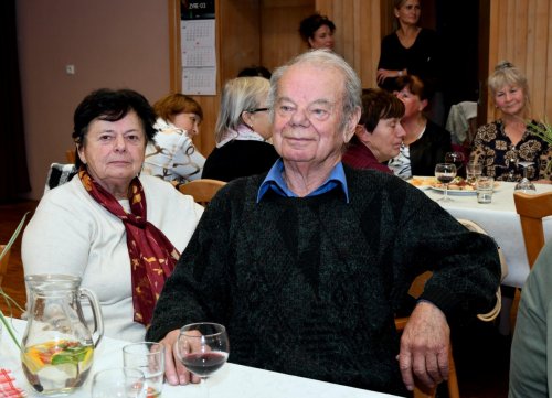 Setkání seniorů Šarovy 2026, představení ŠEDESÁTKY 2  